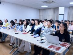 场景存正在度束缚：时间窗口、车型婚配、整车 